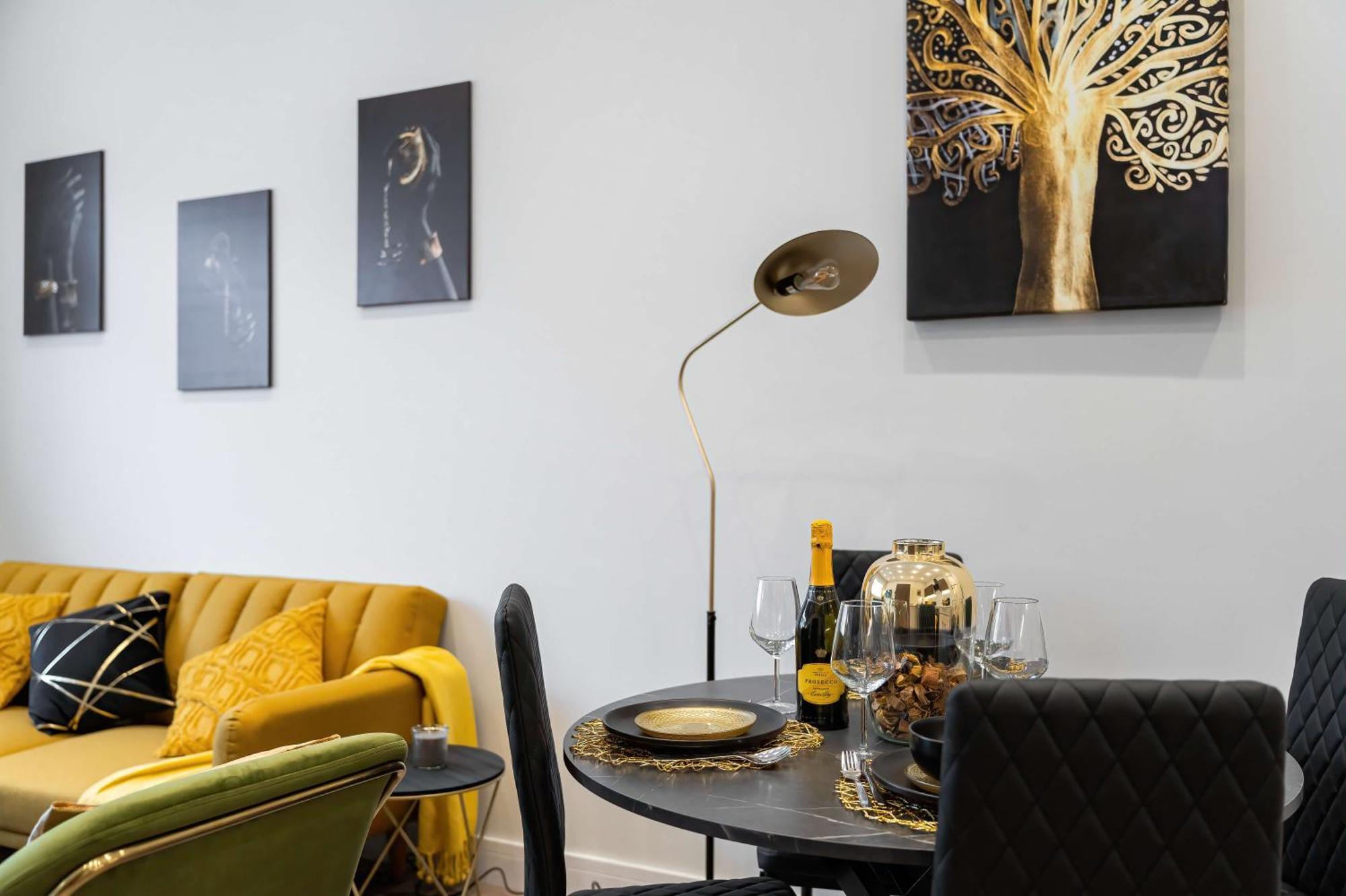 Luxury Apartments סאות'אנד און סי מראה חיצוני תמונה