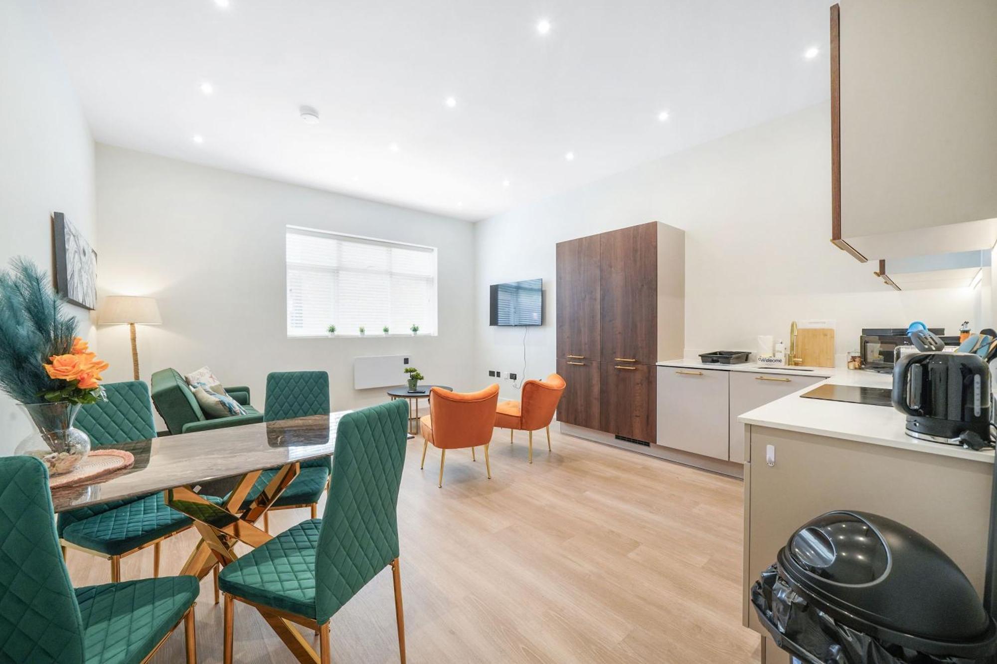 Luxury Apartments סאות'אנד און סי מראה חיצוני תמונה