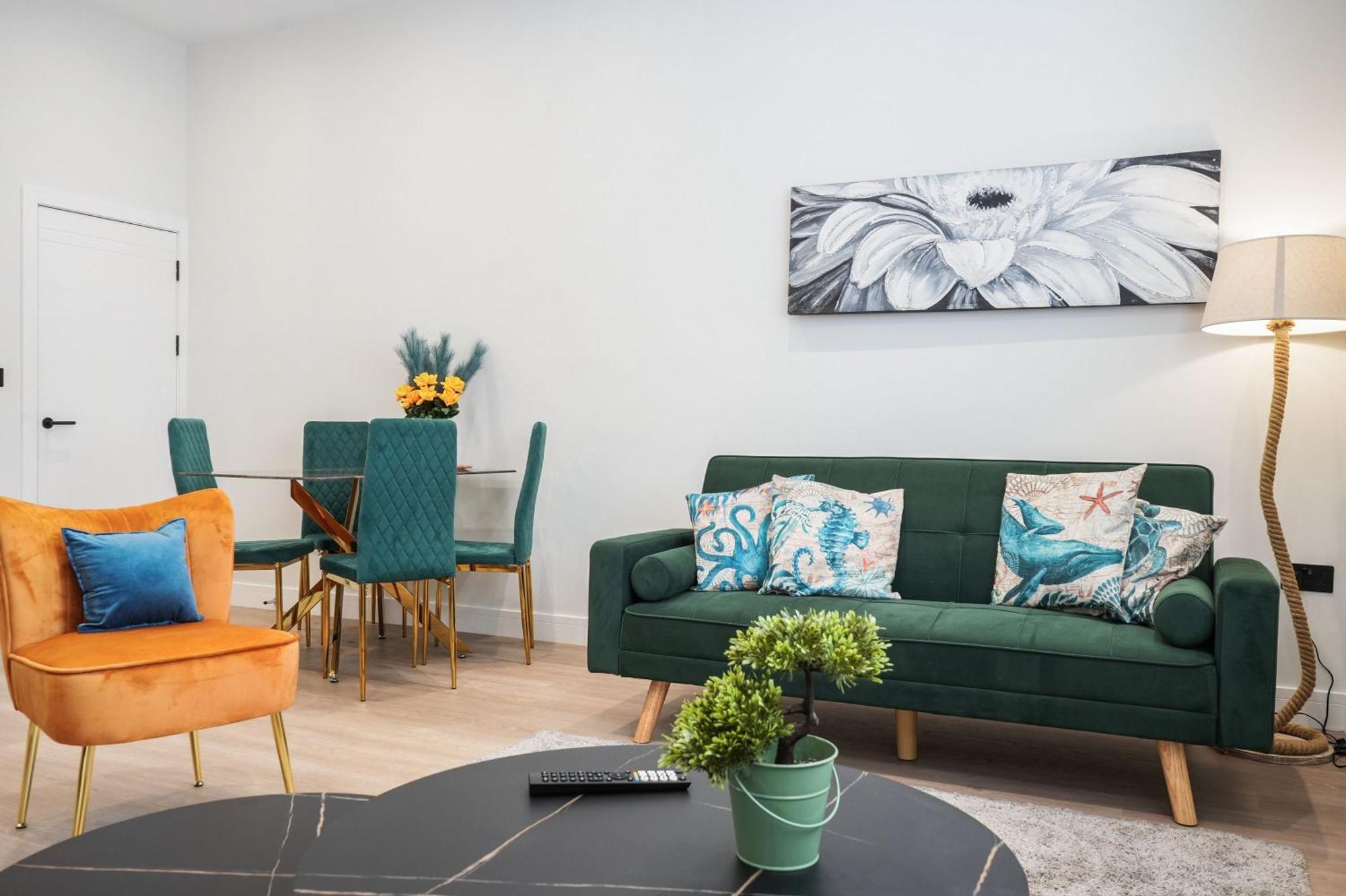 Luxury Apartments סאות'אנד און סי מראה חיצוני תמונה