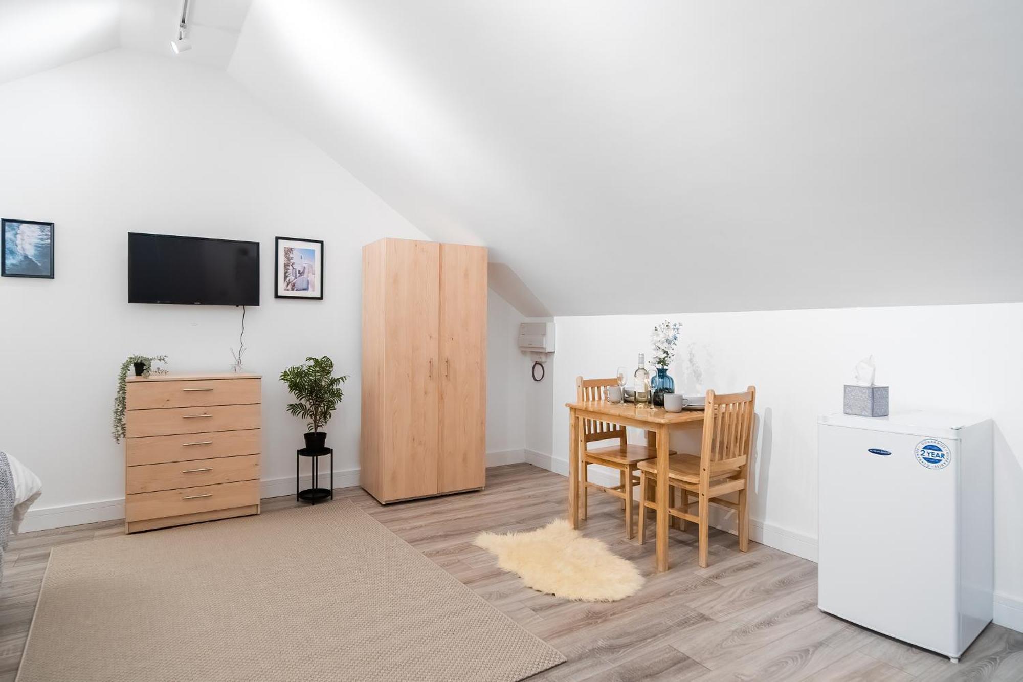 Luxury Apartments סאות'אנד און סי מראה חיצוני תמונה