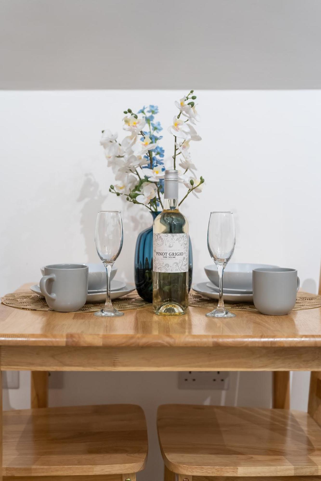 Luxury Apartments סאות'אנד און סי מראה חיצוני תמונה